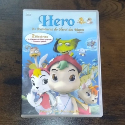 Capa de DVD com personagens animados e texto em português