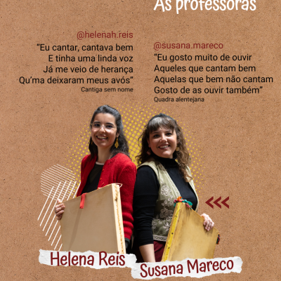 Foto de duas mulheres a sorrir segurando tambores contra um fundo castanho com texto em português.