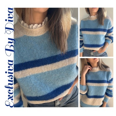 Camisola de malha às riscas em tons de azul e bege com gola de renda creme