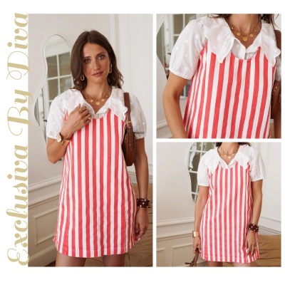 Vestido às riscas vermelho e branco com camisa branca de bolinhas e gola folhos