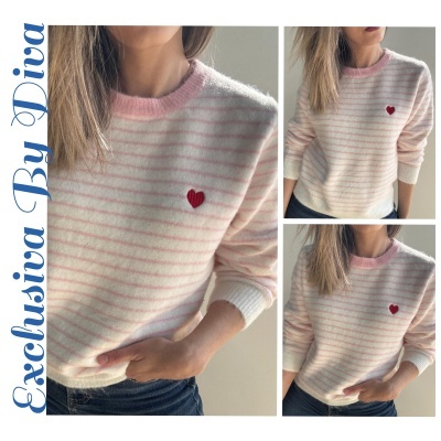Camisola feminina riscada branca e rosa com coração bordado vermelho