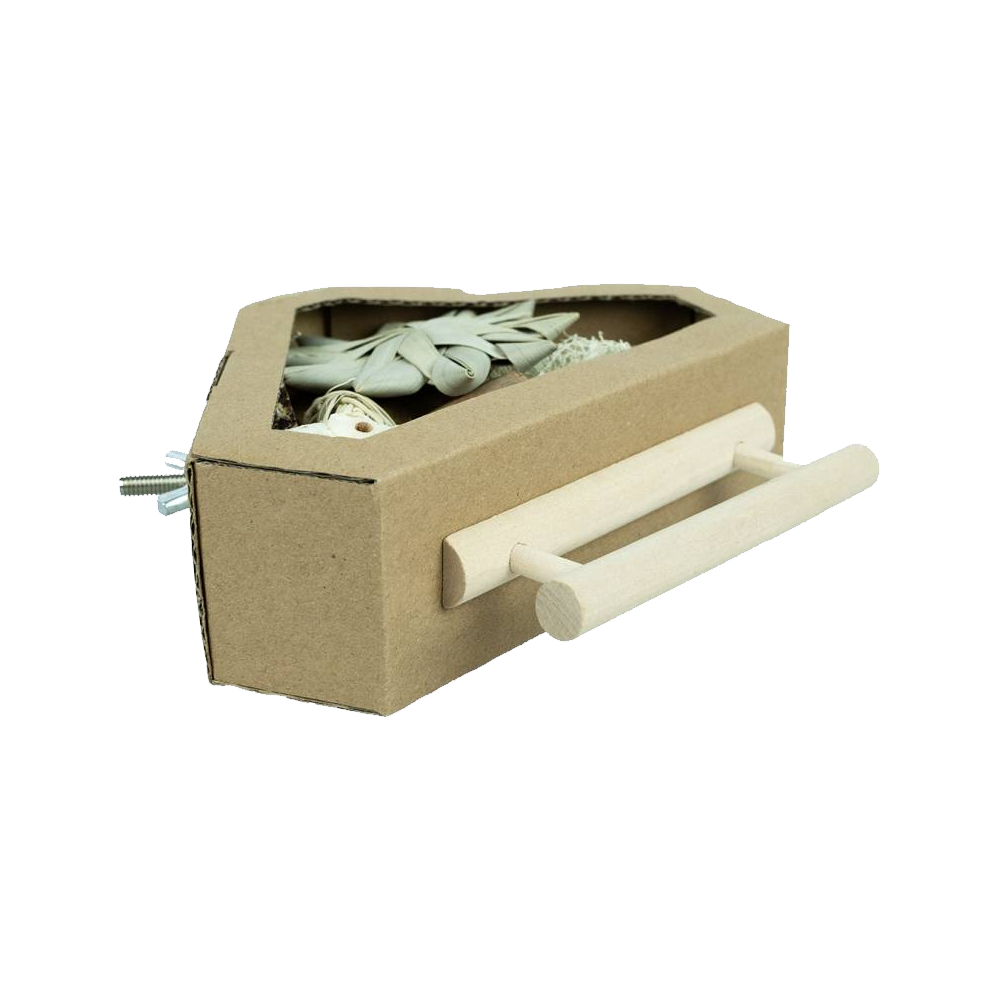 Zoo Nature Triangulo de canto de Forrageamento Caixa de papelão com tampa em forma de coração e flores secas visíveis