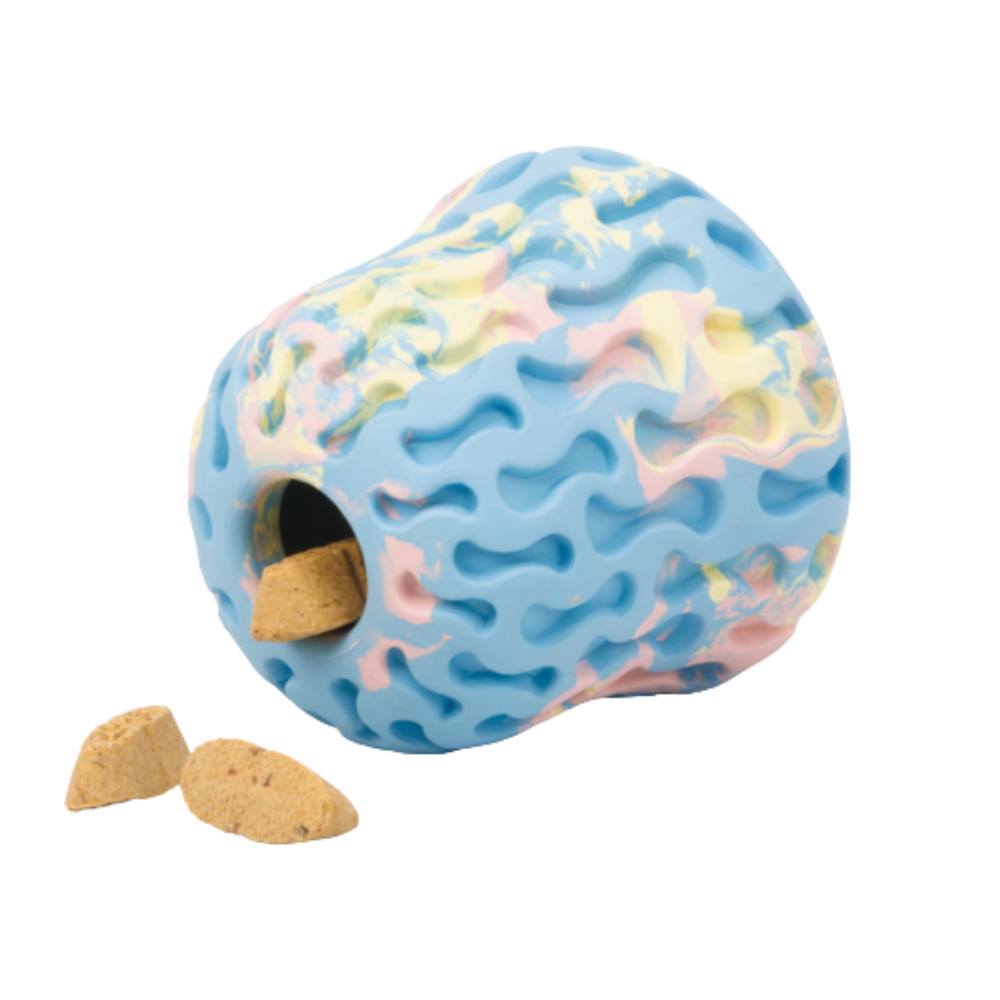 Morel™ Dog Toy - Blue Prism Brinquedo para cães azul e colorido com biscoitos cães.
