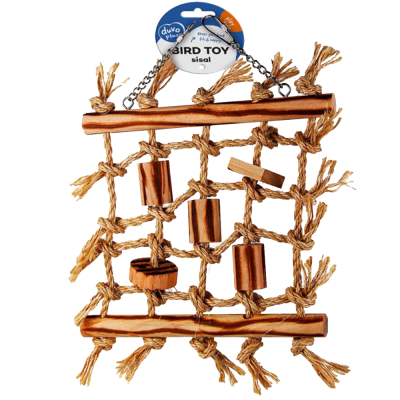 Brinquedo para pássaros de madeira e sisal com cordas trançadas e peças de madeira penduradas