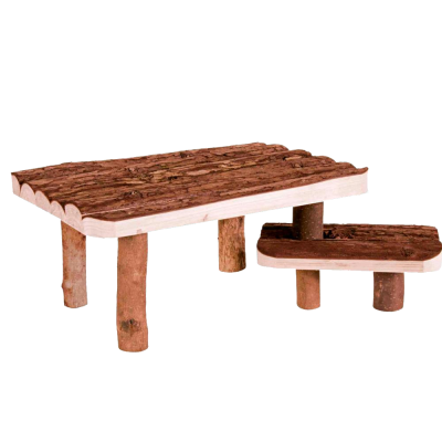 Mesa e banco de madeira rústica feitos com troncos