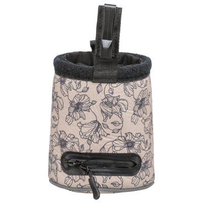 Saco de treino com padrão floral preto em fundo bege e fecho preto