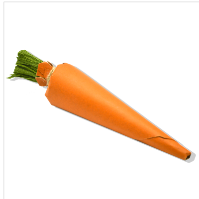 Cone decorativo em papel laranja com folhas verdes em papel