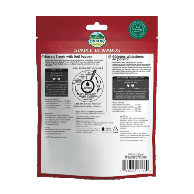 Embalagem vermelha de petiscos Oxbow com texto informativo em inglês e francês