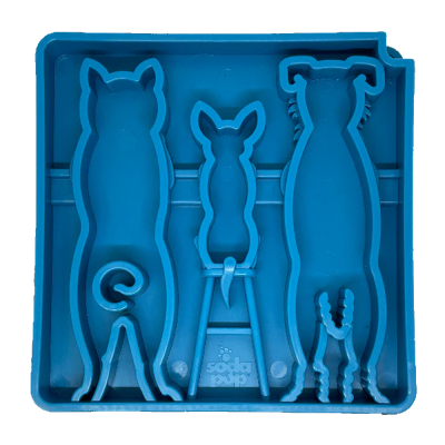Forma de silicone azul com cavidades em forma de cães