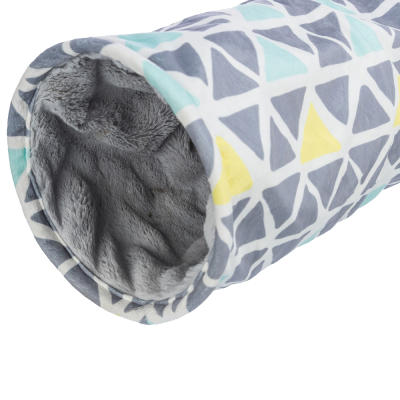 Túnel para animais de estimação com padrão geométrico e interior felpudo cinzento