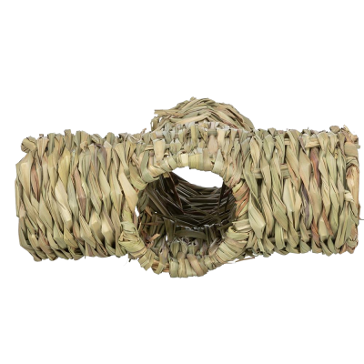 Objeto trançado em palha com estrutura circular oca ao centro