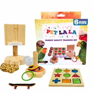 Conjunto de brinquedos PET LALA para treino de agilidade de papagaio com bases de madeira, argolas coloridas, bola, skate e tabuleiro com peças geométricas