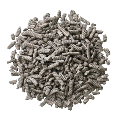 Pellets cinzentos pequenos empilhados em monte