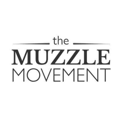 Logótipo com o texto the MUZZLE MOVEMENT em fundo preto