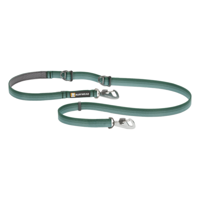 Trela para cão verde esmeralda com fechos metálicos e etiqueta RUFFWEAR