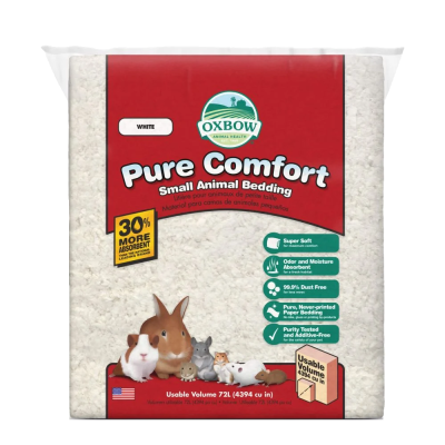 Pacote de cama para animais pequenos OXBOW Pure Comfort branco com texto e imagem de animais pequenos.