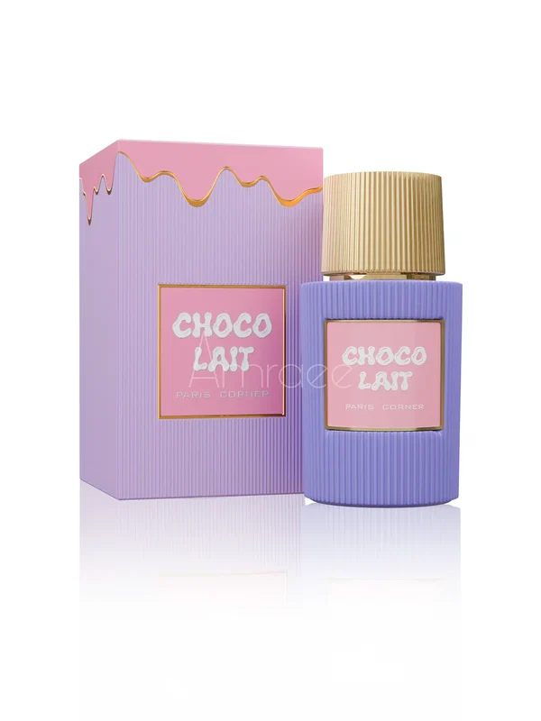 Paris Corner Choco Lait Eau De Parfum 100ml Frasco e caixa de perfume lilás com rótulo rosa e texto CHOCO LAIT