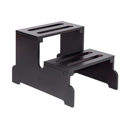 Suporte organizador preto de duas etapas em fundo branco.