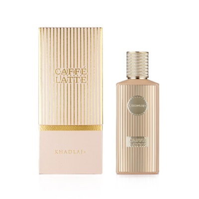 Frasco e caixa de perfume bege e dourado com riscas verticais e texto CAFFÈ LATTÈ KHADLAJ