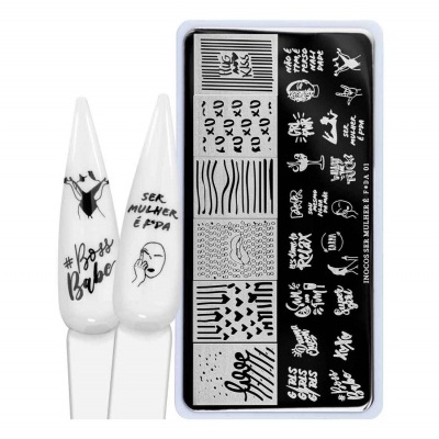Conjunto para decoração de unhas com amostras brancas e placa metálica preta com ilustrações e texto branco