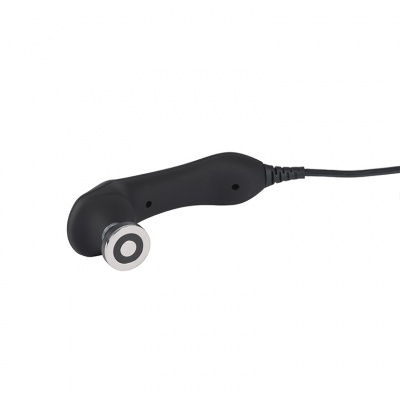 Auricular preto ergonómico com fio e detalhe prateado circular