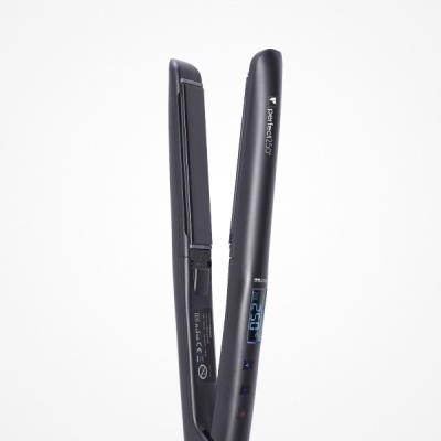 Prancha alisadora de cabelo preta Perfect Liss com visor digital e botões