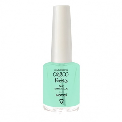 Frasco de verniz de unhas base extra cálcio da marca INOCOS, cor verde água com tampa branca