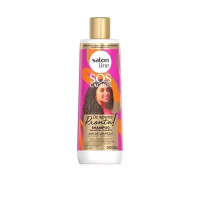 Frasco de shampoo Salon Line SOS Cachos com rótulo rosa e tampa dourada