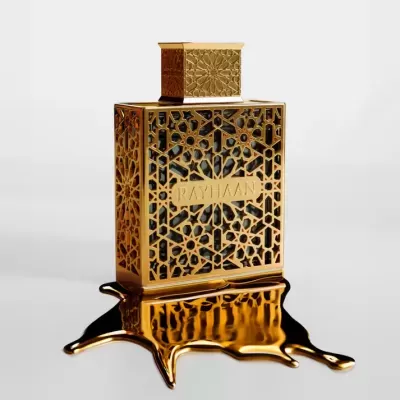 Frasco de perfume dourado com design geométrico e texto RAYHAAN sobre líquido dourado
