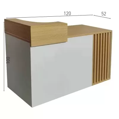 Móvel de receção em madeira clara e branco com painel frontal branco e laterais em madeira
