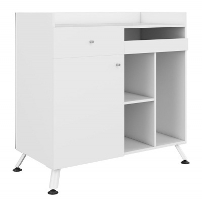 Móvel branco com porta, gaveta e compartimentos abertos