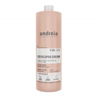 Frasco rosa claro de creme developer andrea professional