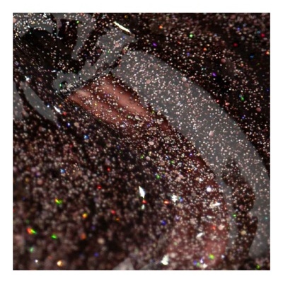 Esmalte de unhas preto com glitter multicolorido e brilho