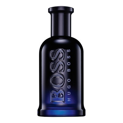 Frasco de perfume preto com texto BOSS e HUGO BOSS