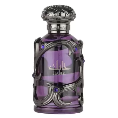 Frasco de perfume roxo com detalhes metálicos e pedras decorativas