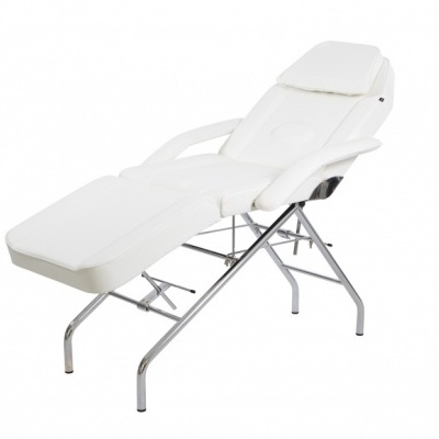 Cama de tratamento ajustável branca com estrutura metálica cromada