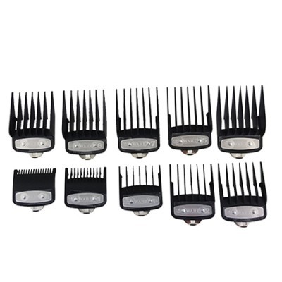 Conjunto de 10 pentes de corte pretos WAHL com números gravados em etiquetas de metal, organizados em duas filas
