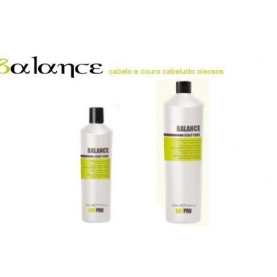 Dois frascos do produto Balance para cabelo oleoso com rótulo verde e texto no rótulo e ao lado.