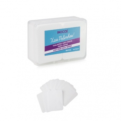 Caixa de toalhetes anti-fascos para unhas INOCOS com alguns toalhetes fora da embalagem