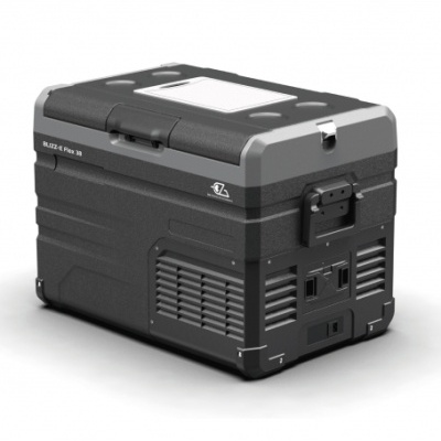 Caixa cooler portátil preto e cinza com texto BLIZZ-E Flex 35