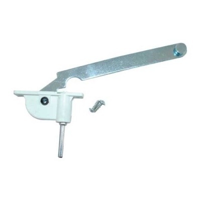 Braço de maçaneta metálico prateado com base branca e parafuso, sobre fundo branco