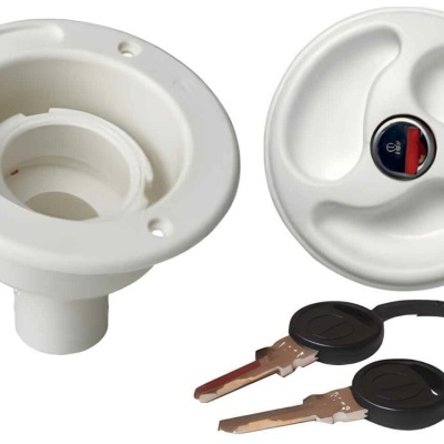 Conjunto de base e tampa brancas em plástico com par de chaves metálicas