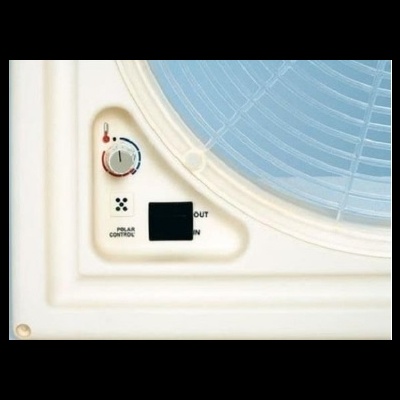 Painel de controle de equipamento com botão e display digital