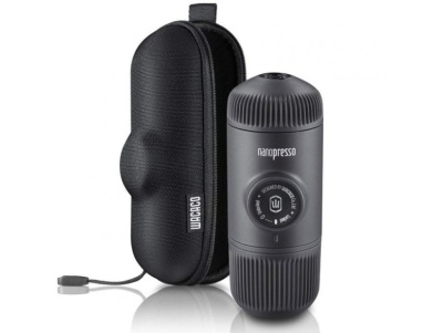 Cafeteira portátil Nanopresso preta com estojo rígido preto