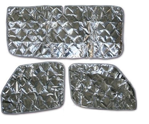 Conjunto de protetores refletivos prateados para vidros de carro com textura acolchoada