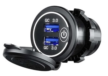 Carregador USB duplo QC 3.0 com tampa preta