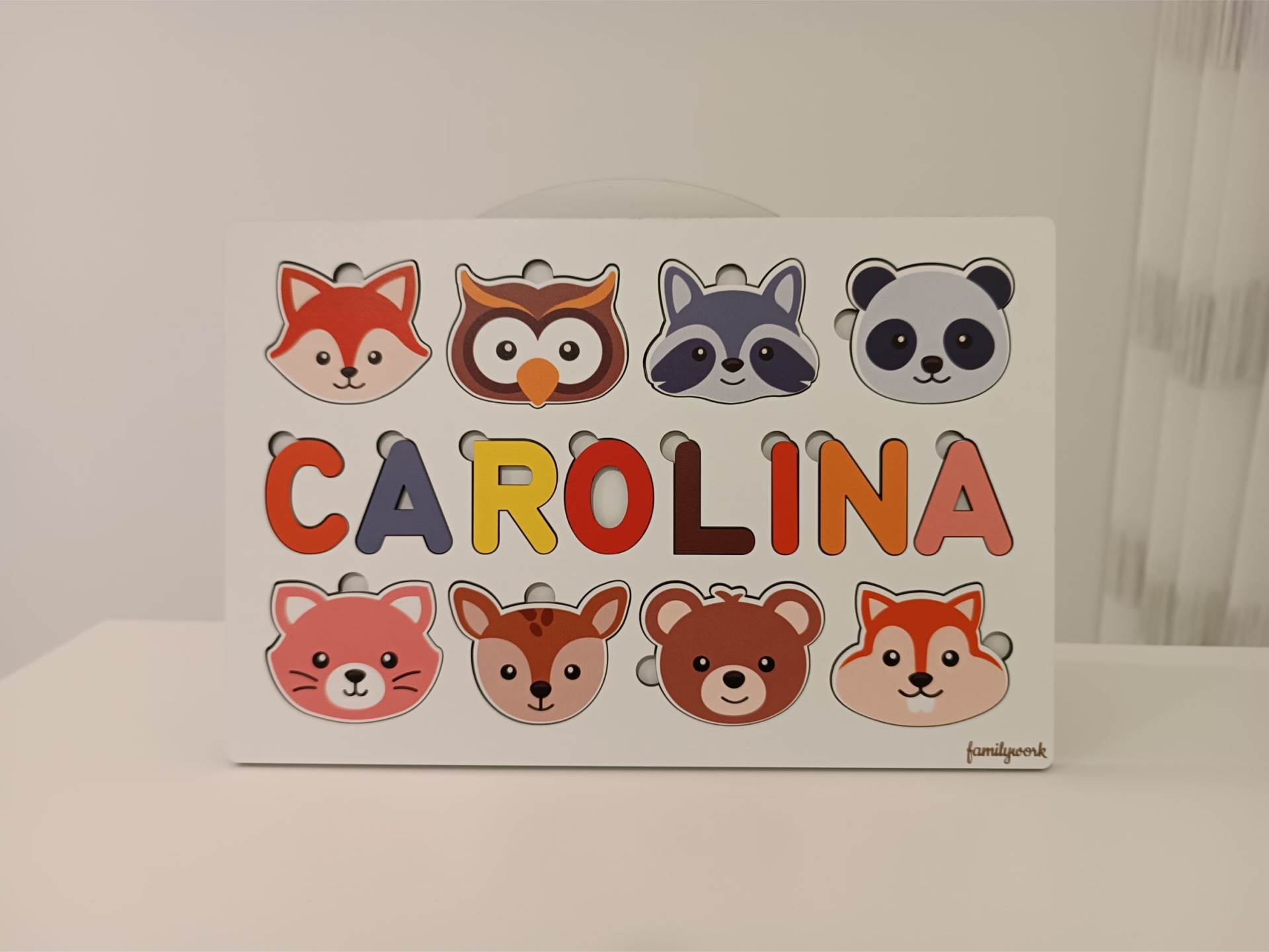 Puzzle Animais do Bosque personalizado com nome Quebra-cabeças em madeira com letras coloridas e desenhos de cabeças de animais