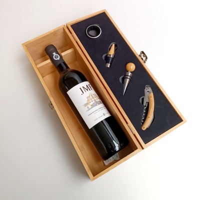 Conjunto de garrafa de vinho JMF com acessórios em caixa de madeira