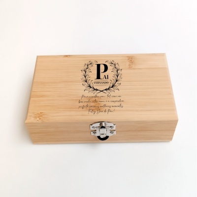 Caixa de madeira com gravura personalizada para o Dia do Pai