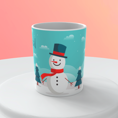 Caneca azul com desenho de boneco de neve e árvores de Natal